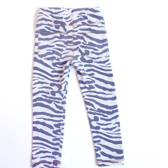 Zara Kids Zebra Print Jeggings, Size 5 - Picture 4 of 8